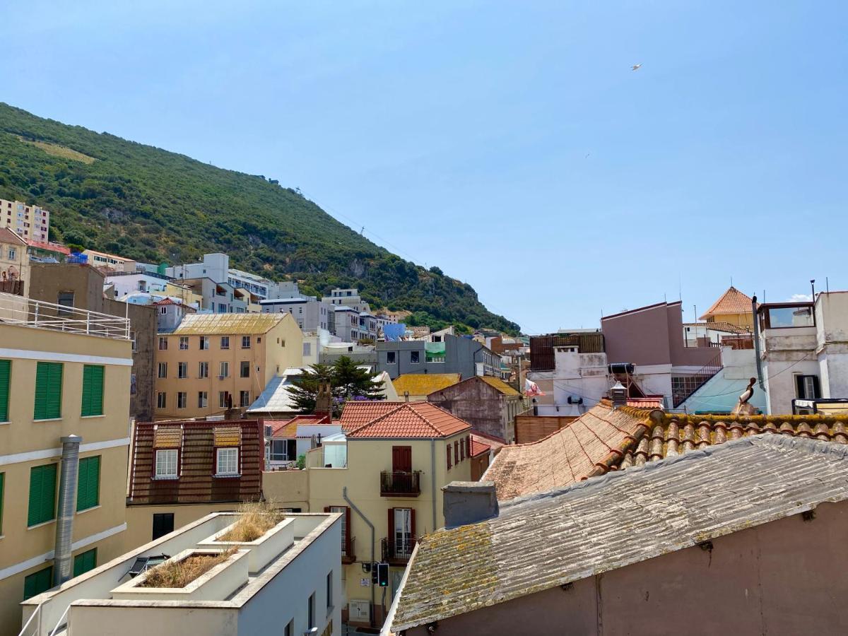 Deluxe City Centre Two Bedroom - Grand Central House Gibraltar Exteriér fotografie