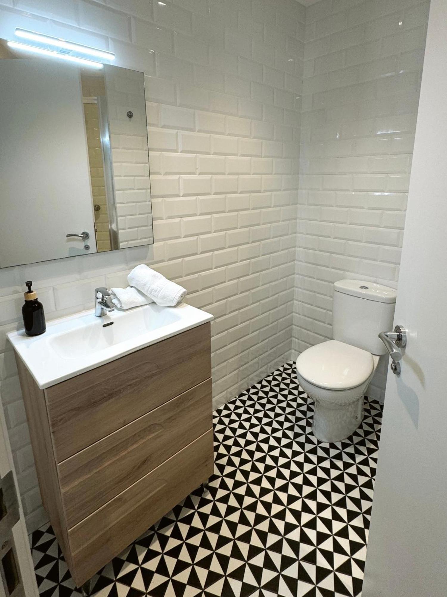 Deluxe City Centre Two Bedroom - Grand Central House Gibraltar Exteriér fotografie