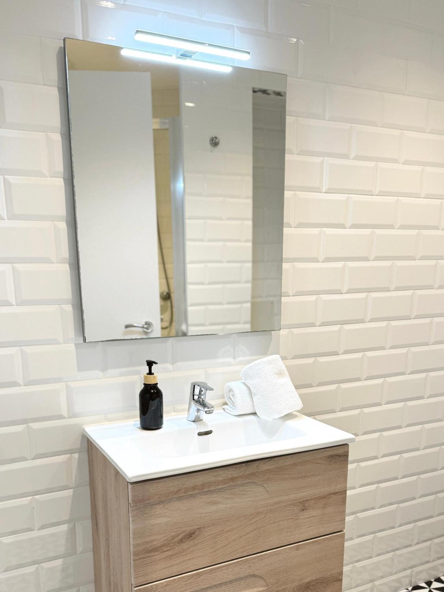 Deluxe City Centre Two Bedroom - Grand Central House Gibraltar Exteriér fotografie