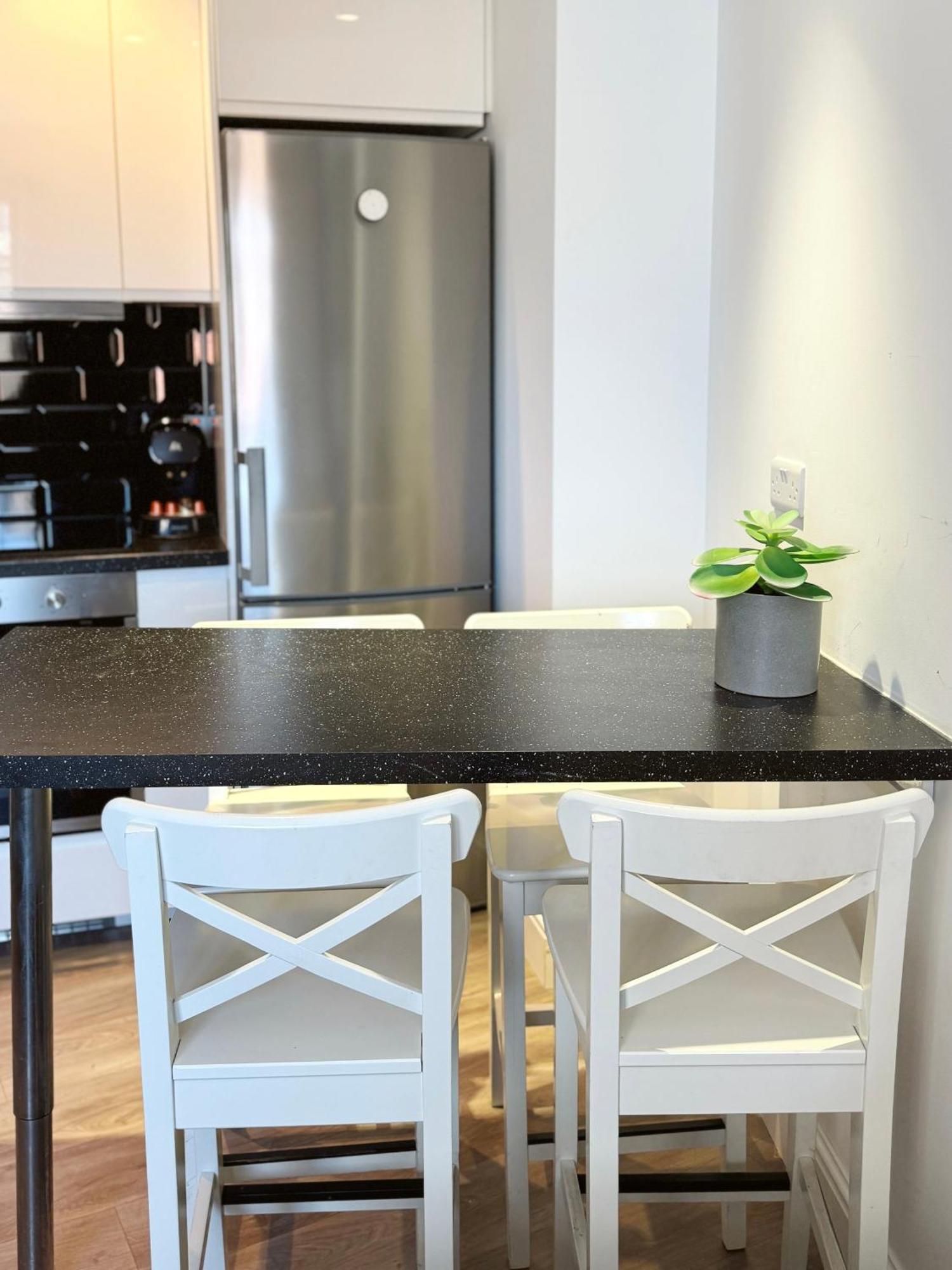Deluxe City Centre Two Bedroom - Grand Central House Gibraltar Exteriér fotografie